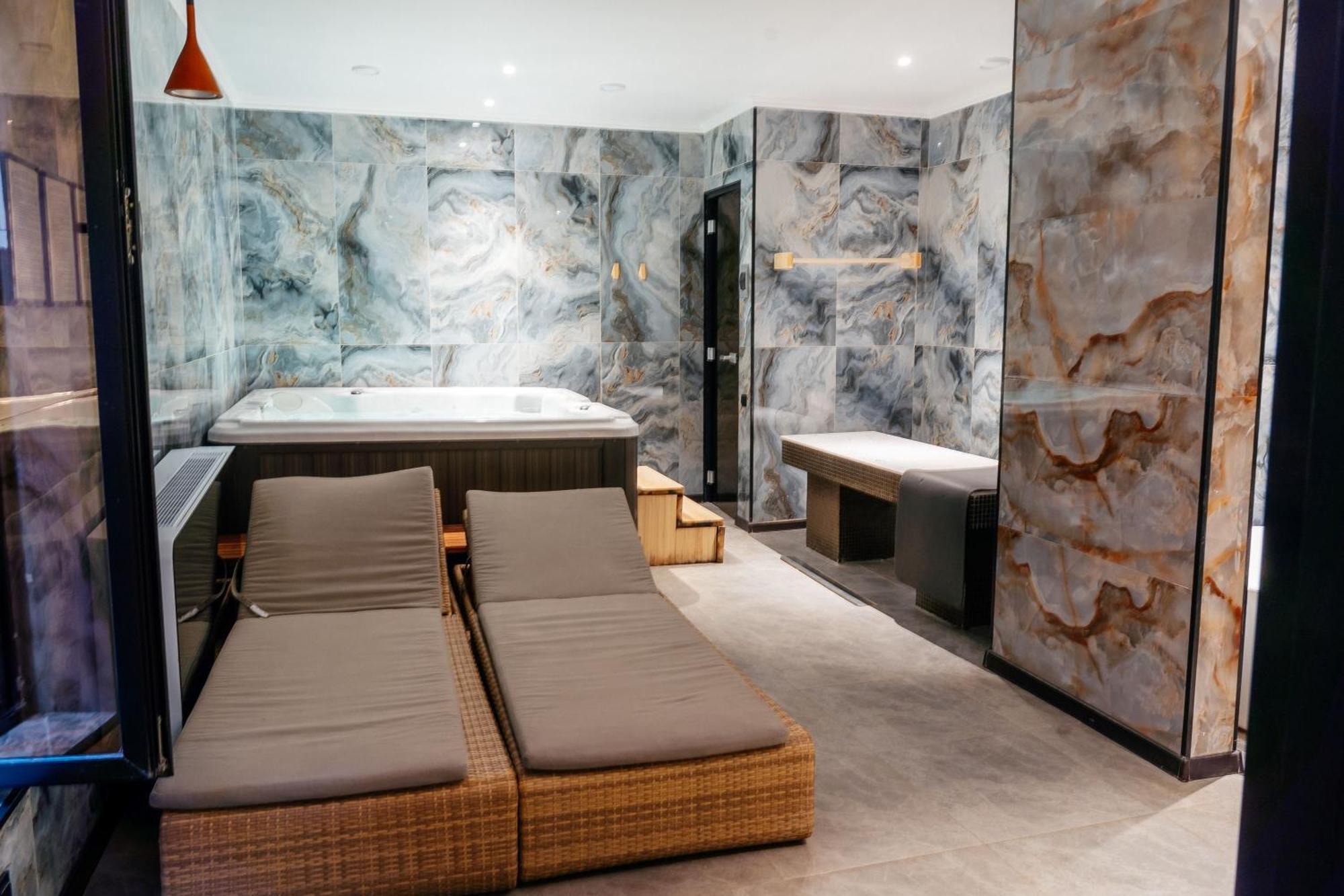 Sulo Vip Spa Atyraū Zewnętrze zdjęcie